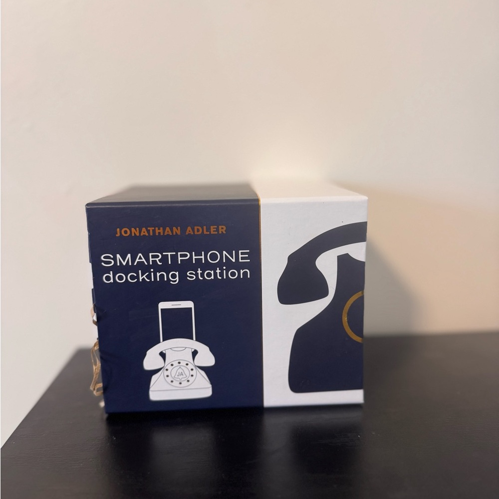 Jonathan Adler White Smartphone Dock